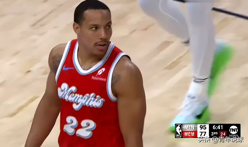 包含灰熊队在主场不敌对手落后季后赛的词条 包含灰熊队在主场不敌对手落后季后赛的词条