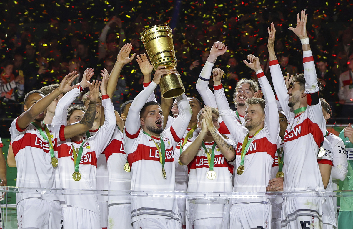 拜仁慕尼黑进军欧冠决赛冲击第六座奖杯的简单介绍 拜仁慕尼黑进军欧冠决赛冲击第六座奖杯的简单介绍