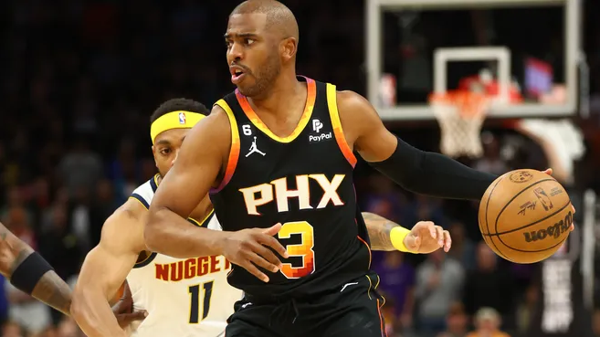 B体育官方-包含雄鹿队前锋砍下三双壮举，全场焕发斗志助球队奏凯的词条