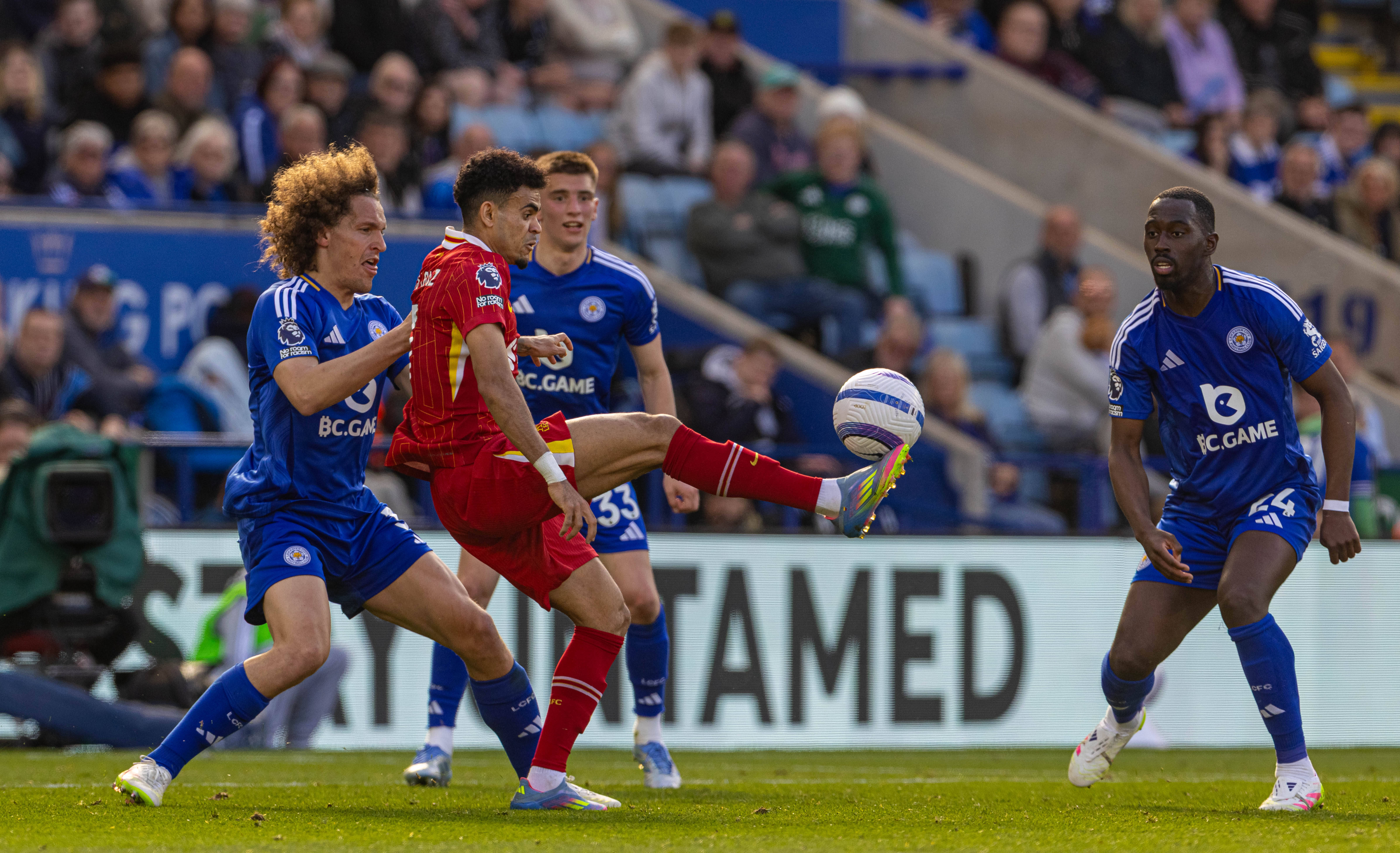 莱斯特城遭遇失利,客场输给切尔西 莱斯特城遭遇失利,客场输给切尔西