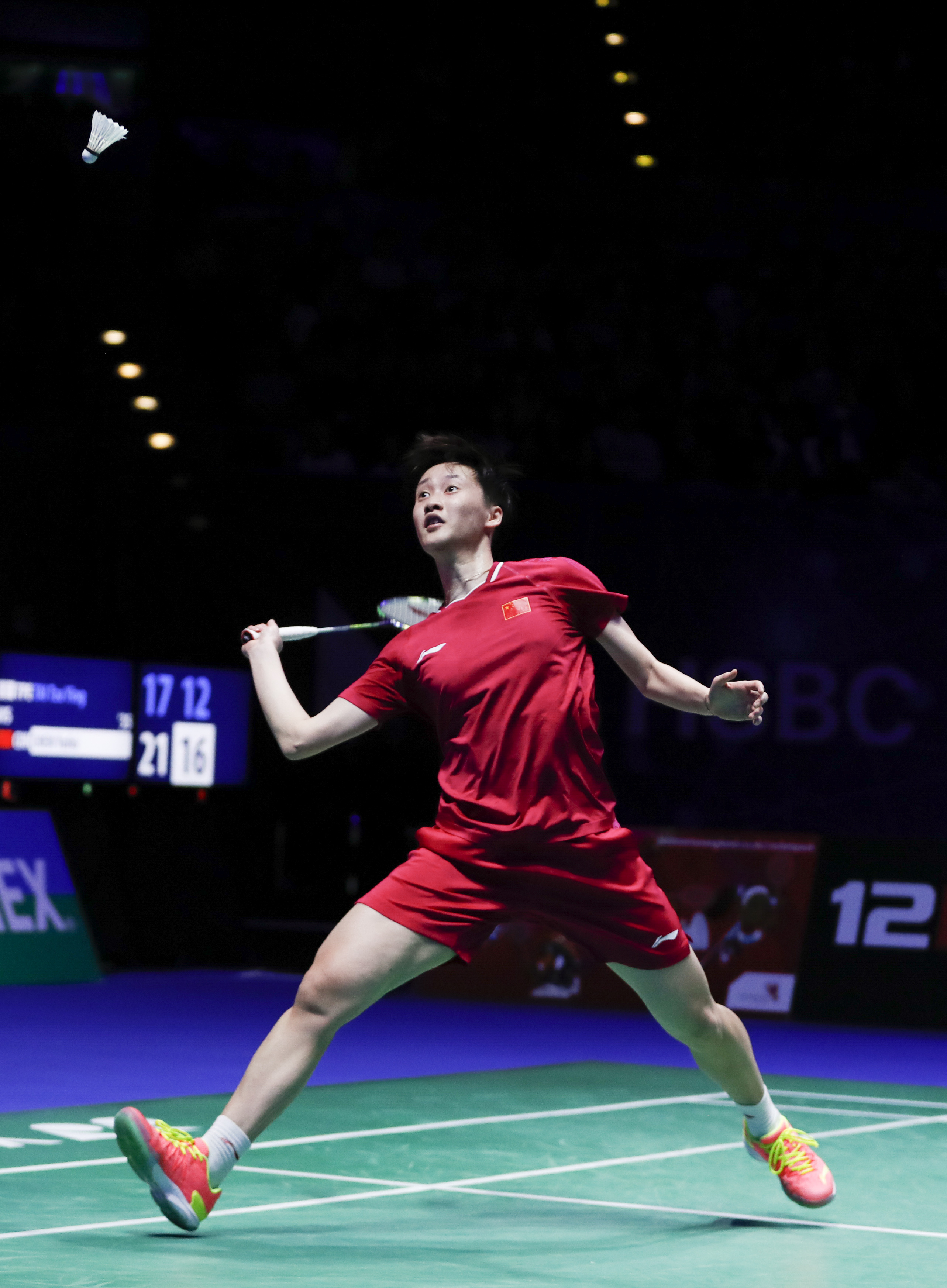 英国羽毛球男队逆袭成功,夺得冠军 英国羽毛球男队逆袭成功,夺得冠军