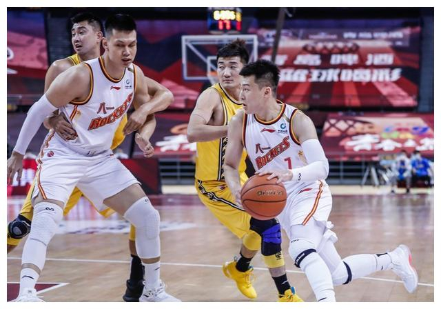 B体育电竞-广东轻取云南，继续领跑赛季积分榜的简单介绍