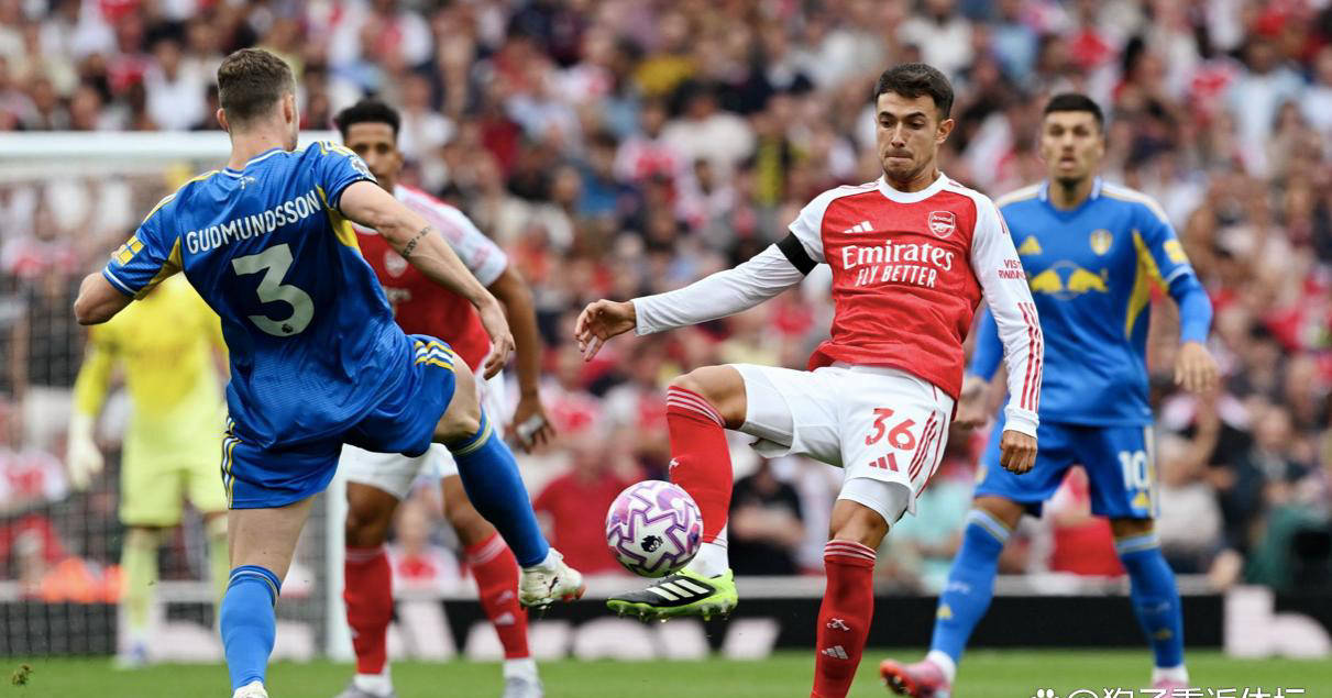 B体育网址-利兹联主场大胜昆士公园巡游者，领先优势扩大到十分