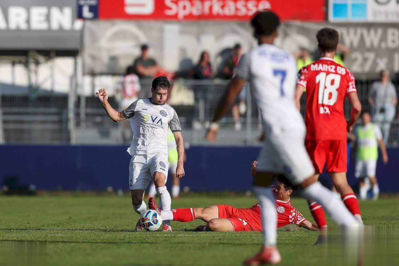 霍芬海姆坚守阵地,对阵美因茨势在必得的简单介绍 霍芬海姆坚守阵地,对阵美因茨势在必得的简单介绍