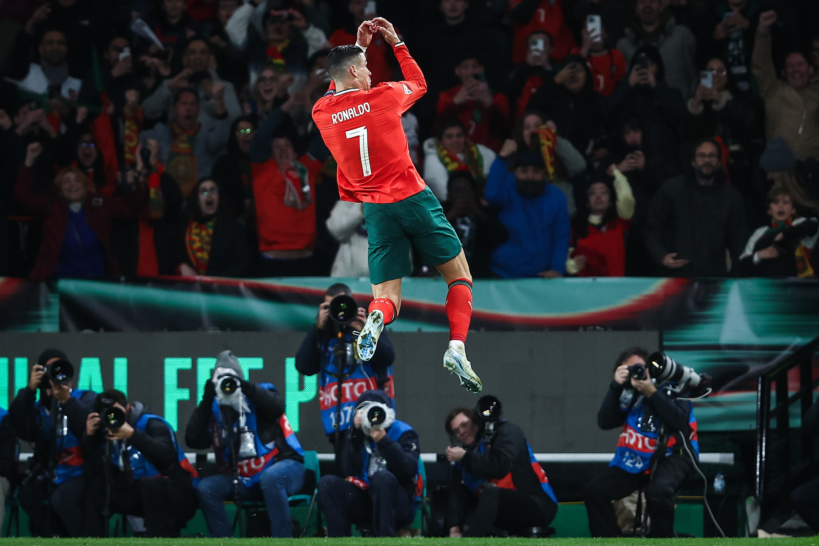 B体育直播-欧国联比赛：奥地利淘汰乌克兰，晋级半决赛