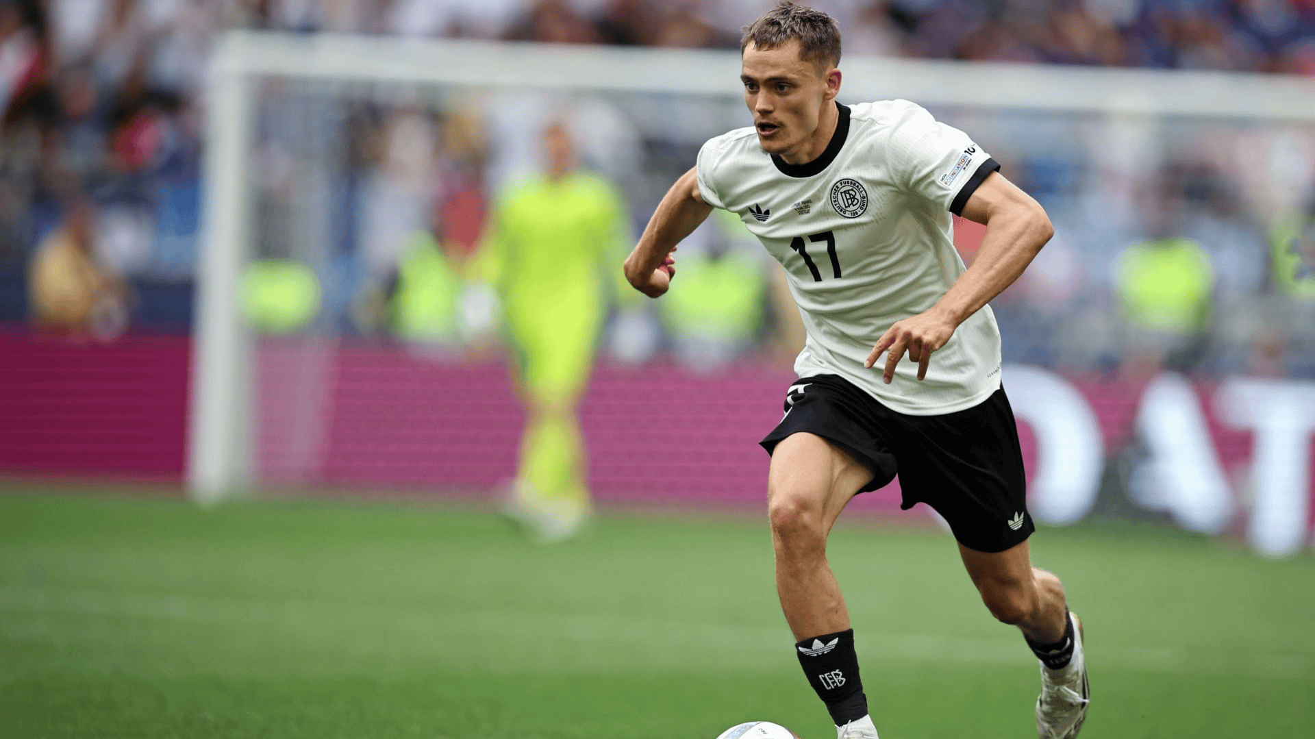 B体育培训-德国队战胜斯洛伐克取得胜利