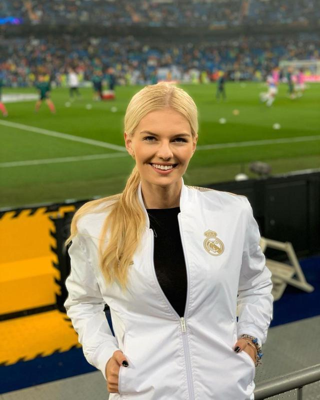 关于罗马难抵压力，保住小组争夺希望的信息